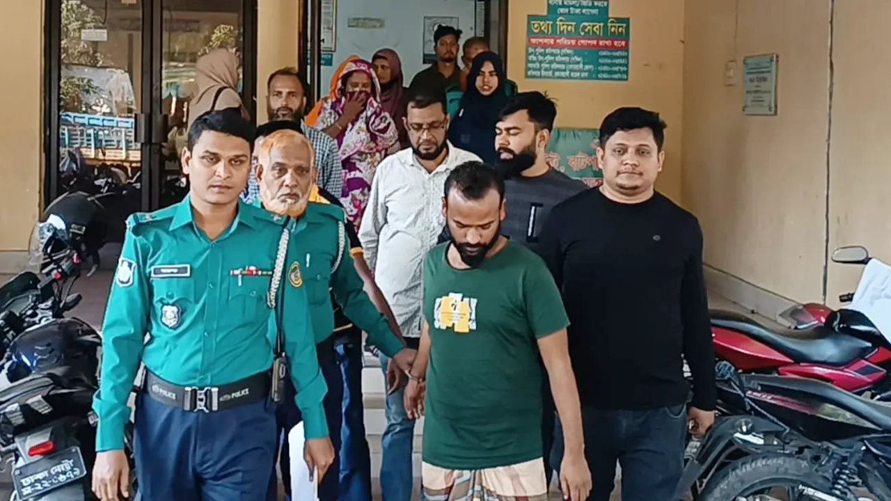 পুলিশের হাতে কামড় দিয়ে পালালেন আসামি